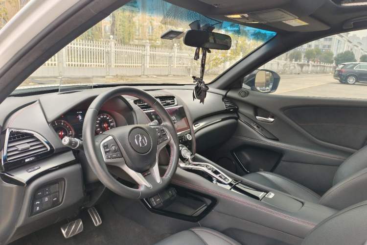 Used Acura CDX 2021 1.5T Two-Wheel Drive Luxury · A-Spec Sport Model Interior 8