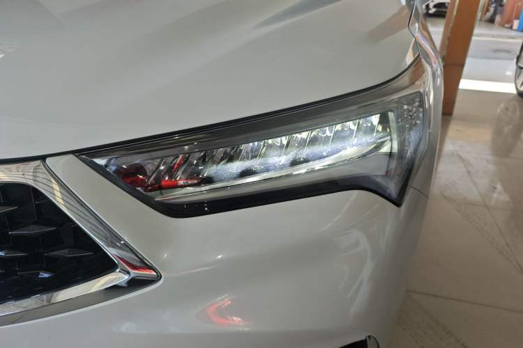 Used Acura CDX 2021 1.5T Two-Wheel Drive Deluxe Edition Left Front Headlight