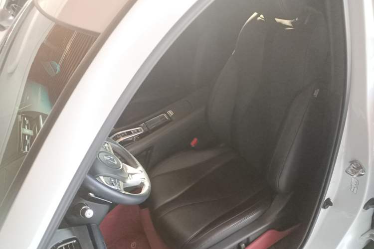 Used Acura CDX 2021 1.5T Two-Wheel Drive Deluxe · A-Spec Smart Safety Sport Model Left Front Seat