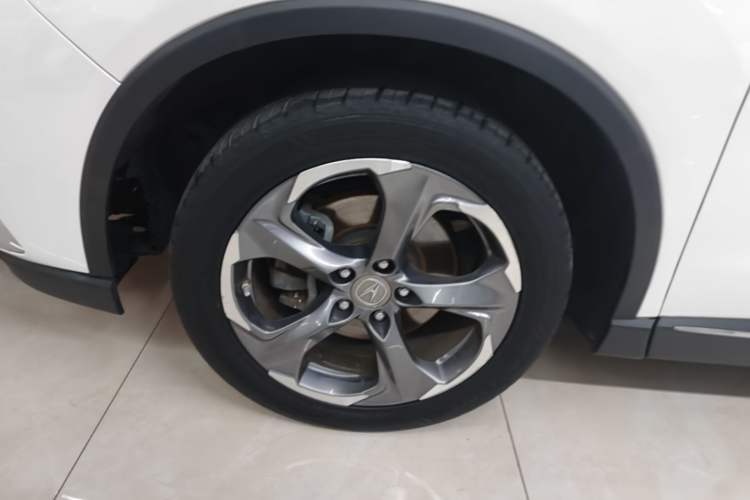 Used Acura CDX 2021 1.5T Two-Wheel Drive Deluxe Edition Left Front Wheel Hub