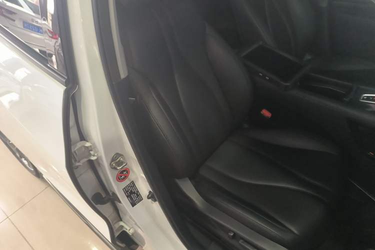Used Acura CDX 2021 1.5T Two-Wheel Drive Enjoyment Edition Right Front Seat