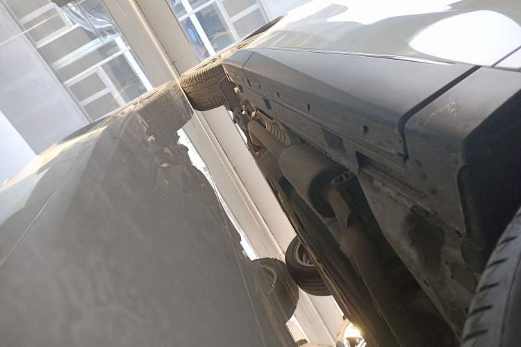 Used Acura CDX 2021 1.5T Two-Wheel Drive Deluxe · A-Spec Smart Safety Sport Model Right Side Sill