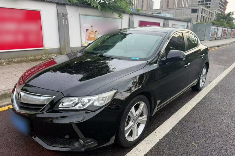 Acura ILX 2013