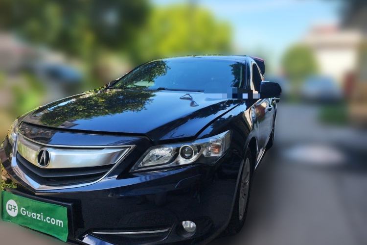 Acura ILX 2013