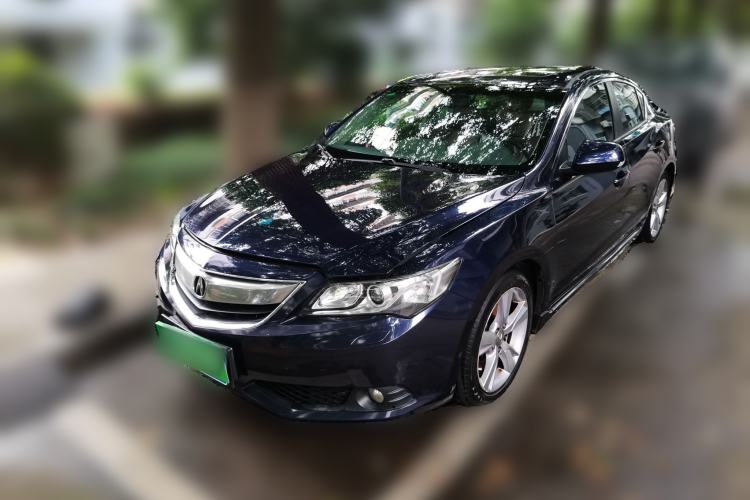Acura ILX 2013