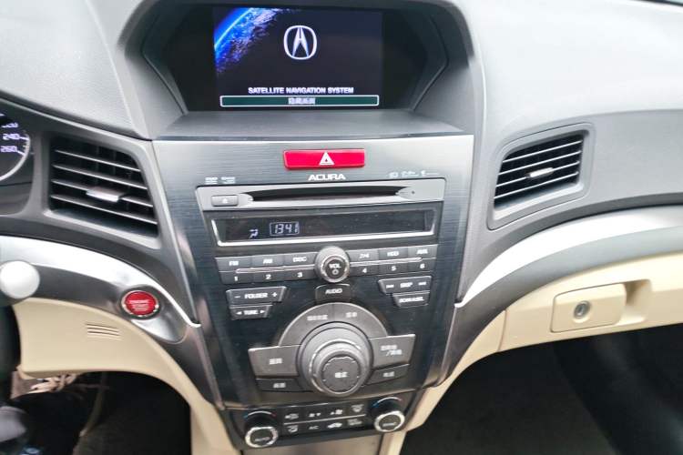 Used Acura ILX 2013 1.5L Hybrid Audio And AC Panel