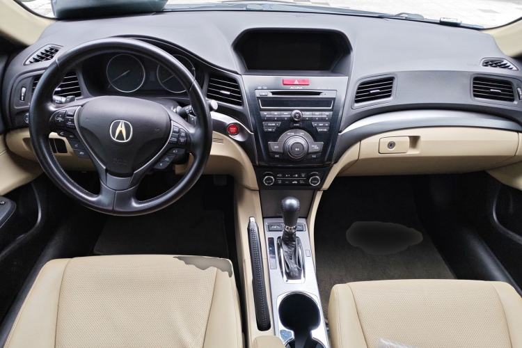 Used Acura ILX 2013 1.5L Hybrid Center Console