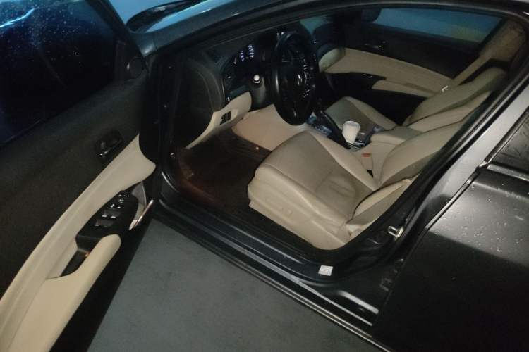 Used Acura ILX 2013 2.0L Elite Edition Driver Seat