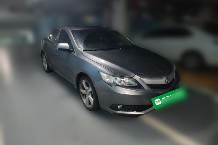 Used Acura ILX 2013 2.0L Elite Edition Front Right 45 Deg