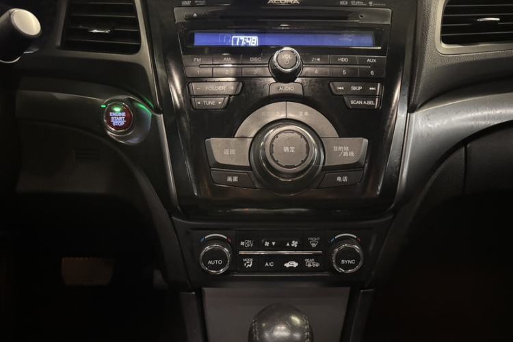 Used Acura ILX 2013 2.0L Elite Edition Interior 15