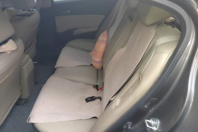 Used Acura ILX 2013 1.5L Hybrid Interior 4