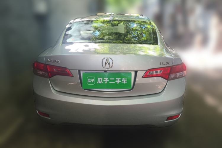 Used Acura ILX 2013 2.0L Elite Edition Rear