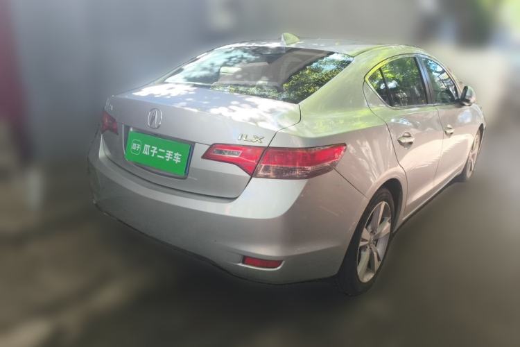 Used Acura ILX 2013 2.0L Elite Edition Rear Right 45 Deg