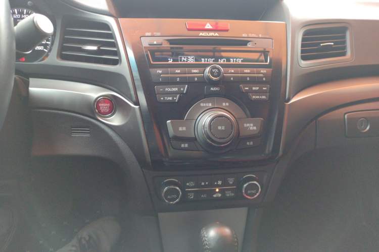 Used Acura ILX 2013 2.0L Elite Edition Audio And AC Panel