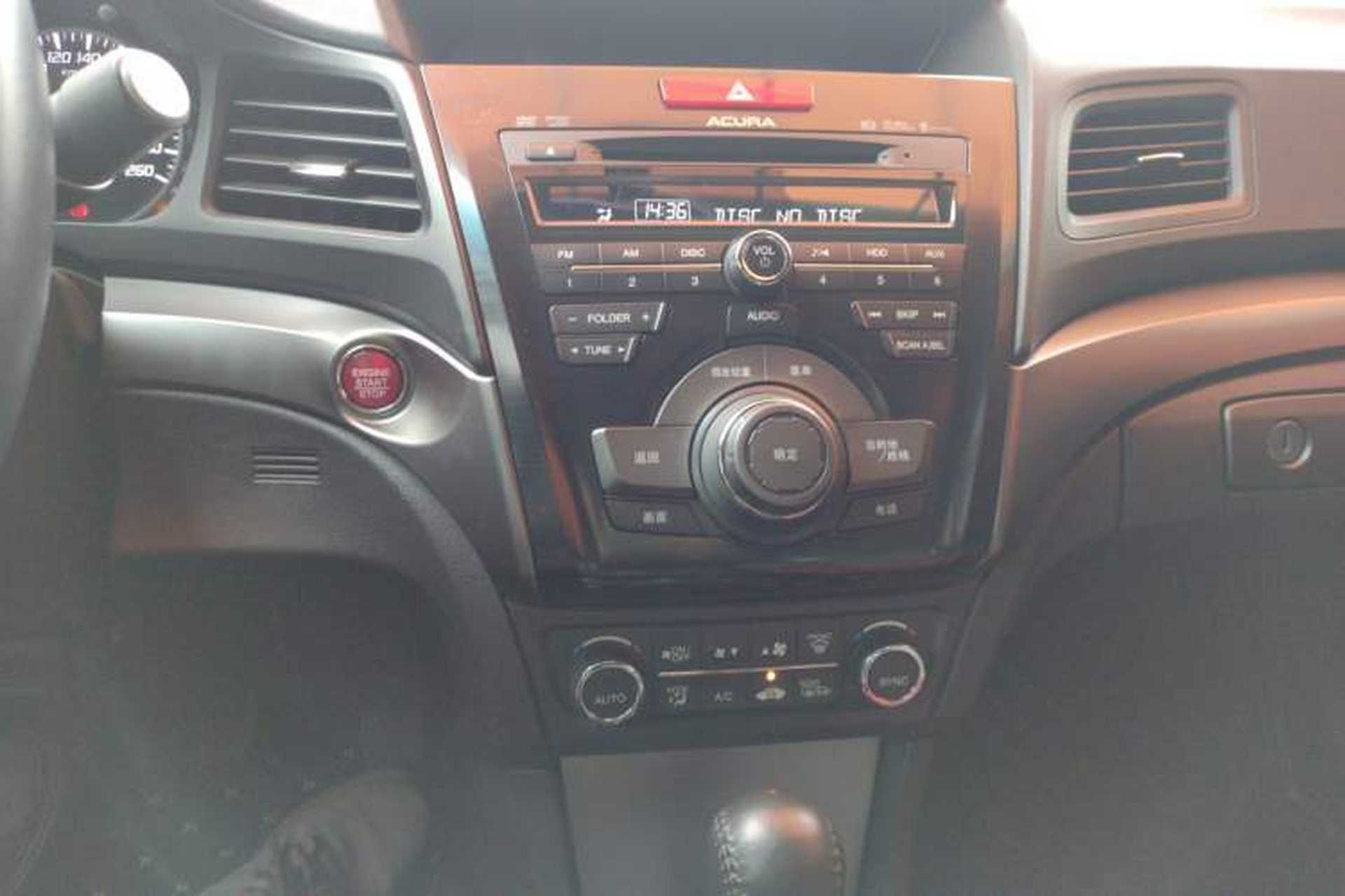 Used Acura ILX 2013 2.0L Elite Edition Audio And AC Panel