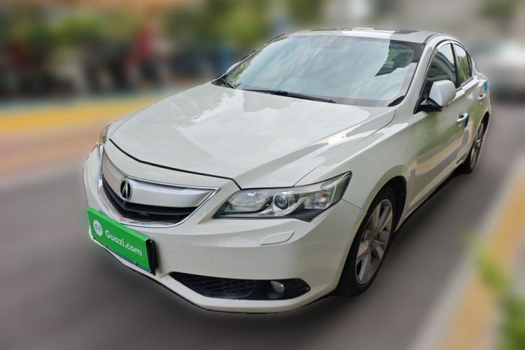 Acura ILX 2013