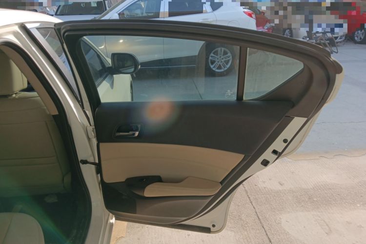 Used Acura ILX 2013 2.0L Elite Edition Right Rear Door Interior