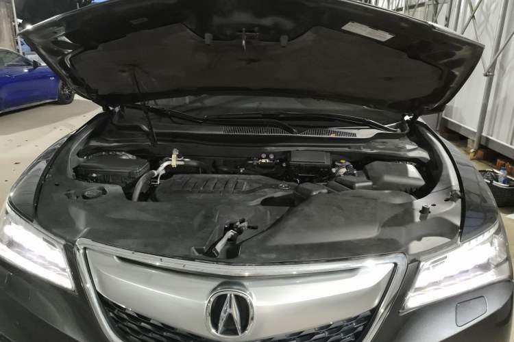 Used Acura MDX 2014 3.5L Elite Edition Engine Bay