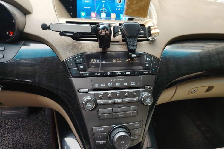 Used Acura MDX 2007 3.7 Audio And AC Panel
