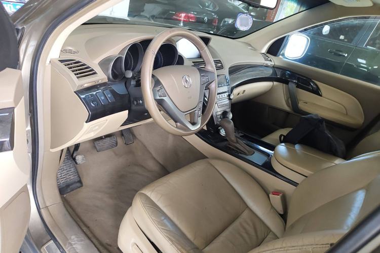Used Acura MDX 2007 3.7 Center Console