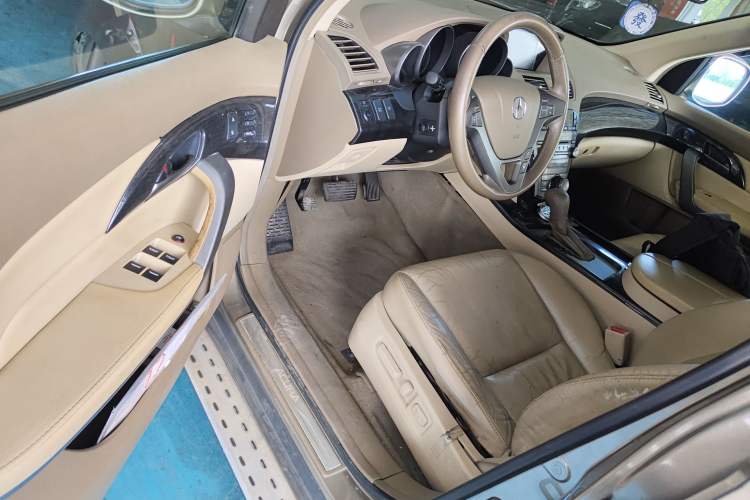 Used Acura MDX 2007 3.7 Driver Seat