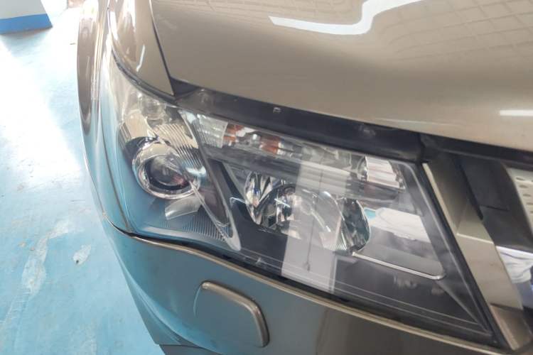 Used Acura MDX 2007 3.7 Right Front Headlight