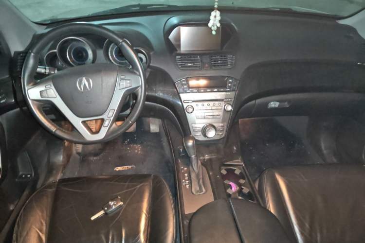 Used Acura MDX 2009 3.7 Center Console