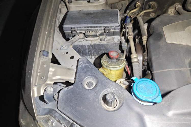 Used Acura MDX 2009 3.7 Engine Bay Right