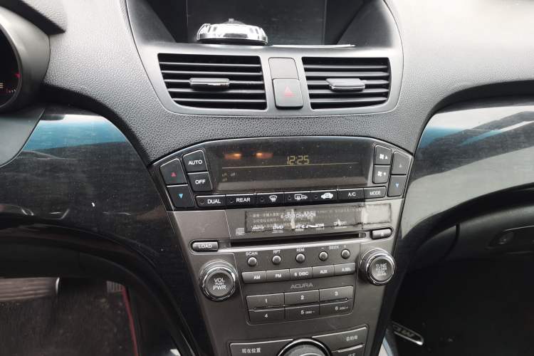 Used Acura MDX 2009 3.7 Luxury Sport Edition Audio And AC Panel