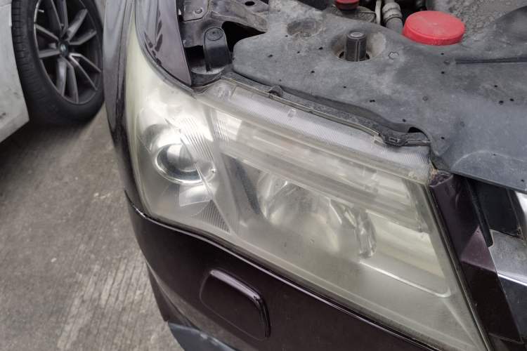 Used Acura MDX 2009 3.7 Luxury Sport Edition Right Front Headlight