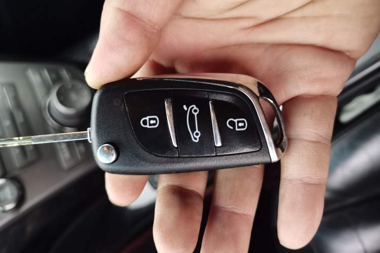 Used Acura MDX 2009 3.7 Luxury Sport Edition Vehicle Key