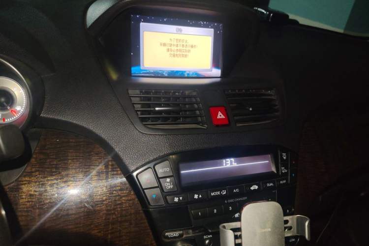 Used Acura MDX 2010 3.7 Comfort Edition Audio And AC Panel