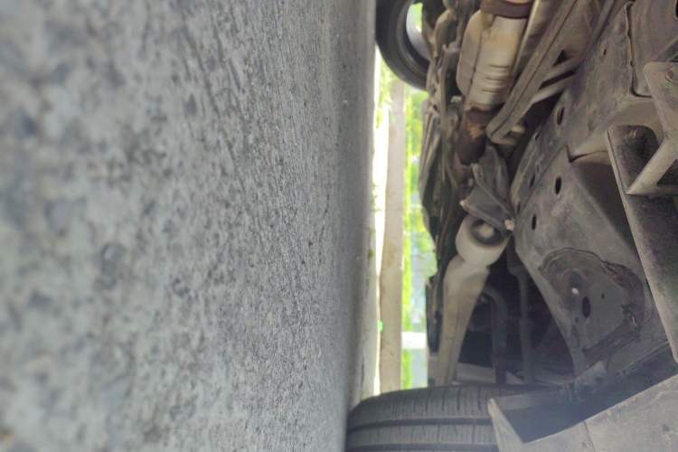 Used Acura MDX 2010 3.7 Standard Edition Chassis Front Right