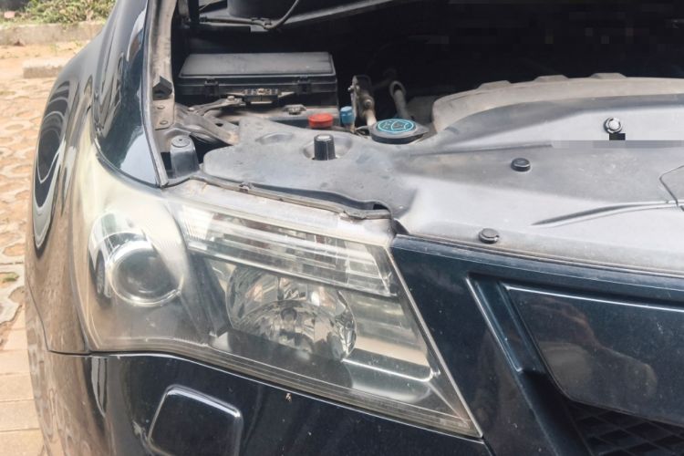 Used Acura MDX 2010 3.7 Standard Edition Engine Bay Right