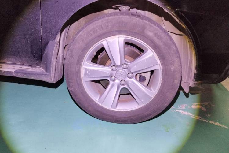 Used Acura MDX 2010 3.7 Standard Edition Right Front Wheel Hub