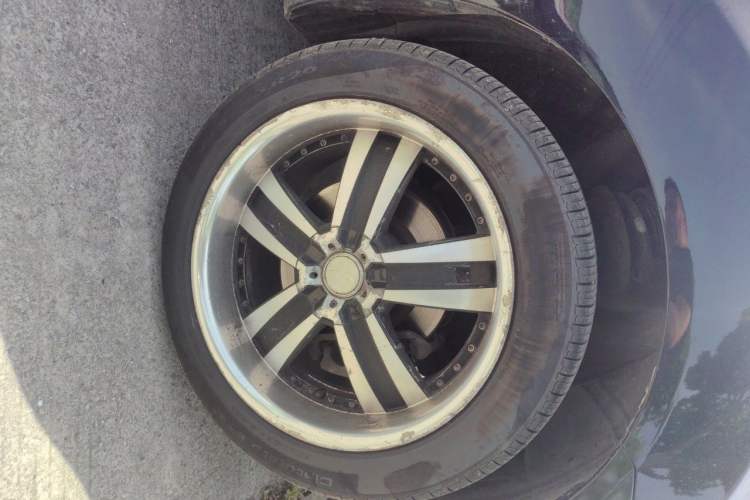 Used Acura MDX 2010 3.7 Standard Edition Right Front Wheel Hub