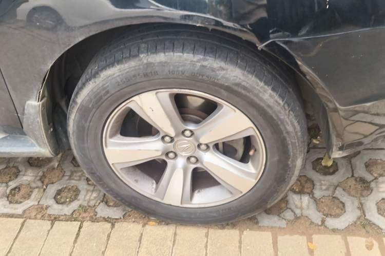 Used Acura MDX 2010 3.7 Standard Edition Right Front Wheel Hub