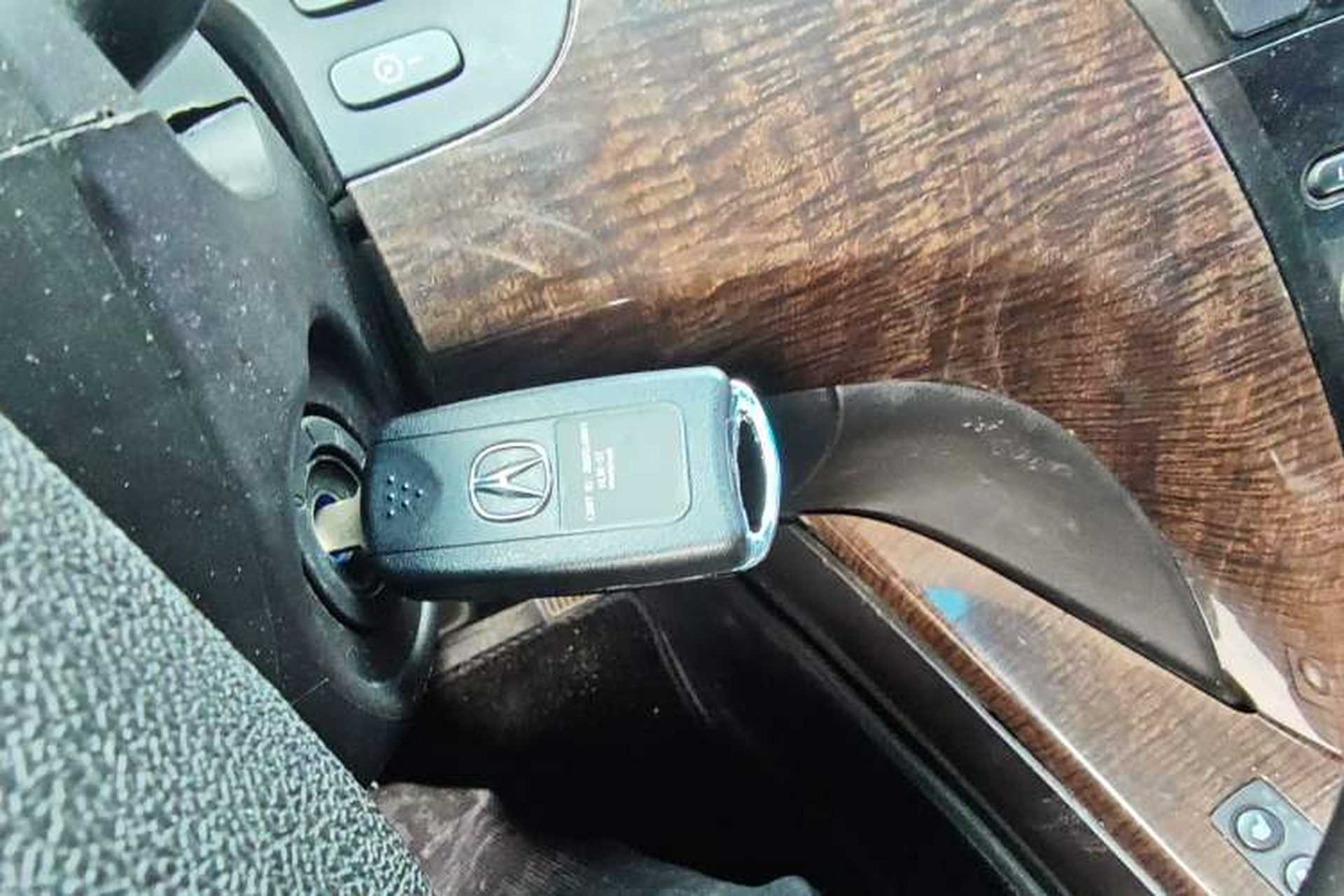 Used Acura MDX 2010 3.7 Comfort Edition Vehicle Key