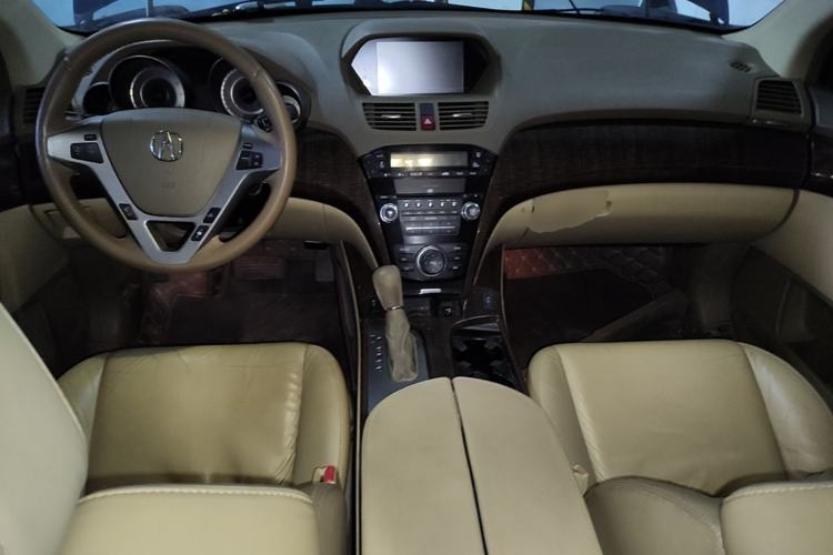 Used Acura MDX 2010 3.7 Standard Edition Center Console