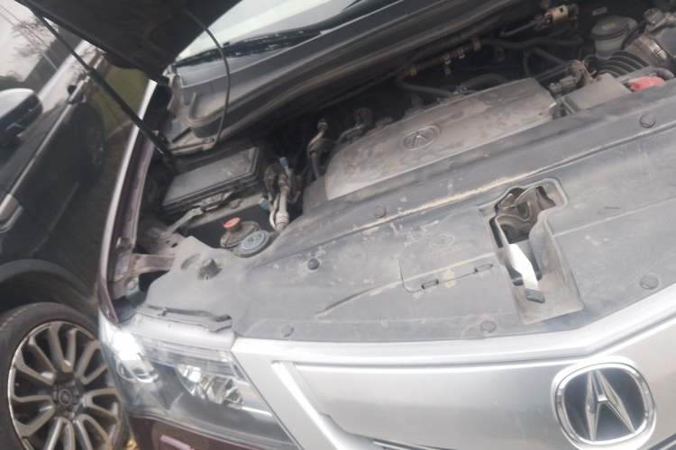 Used Acura MDX 2010 3.7 Standard Edition Engine Bay Right