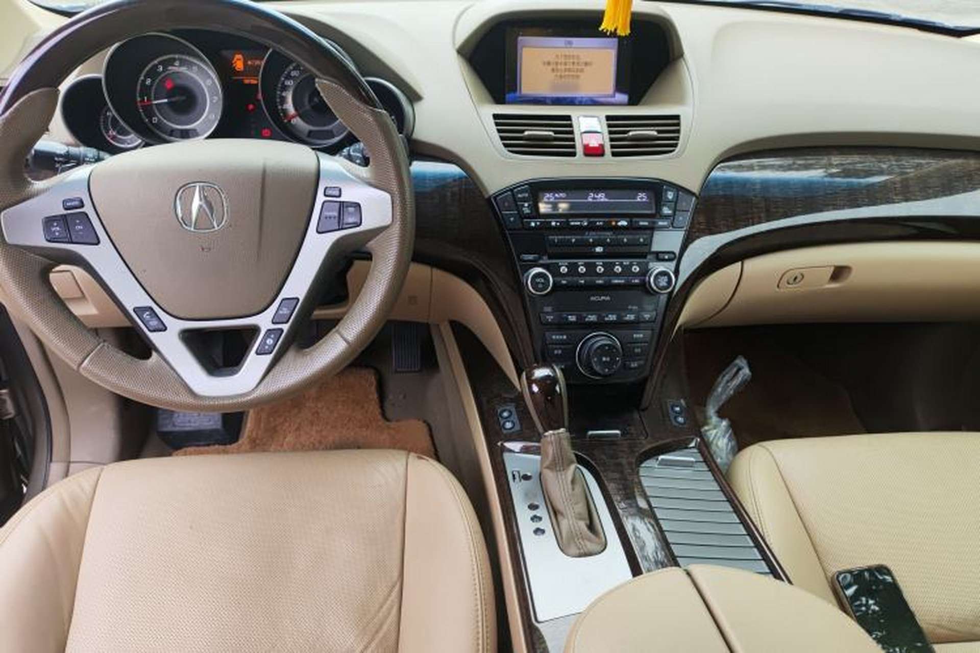 Used Acura MDX 2010 3.7 Comfort Luxury and Sport Edition Interior 2