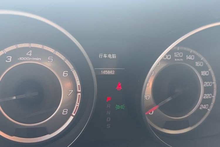 Used Acura MDX 2010 3.7 Standard Edition Odometer Close Up