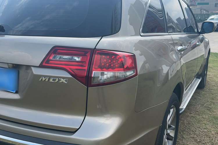 Used Acura MDX 2010 3.7 Standard Edition Right Rear Taillight