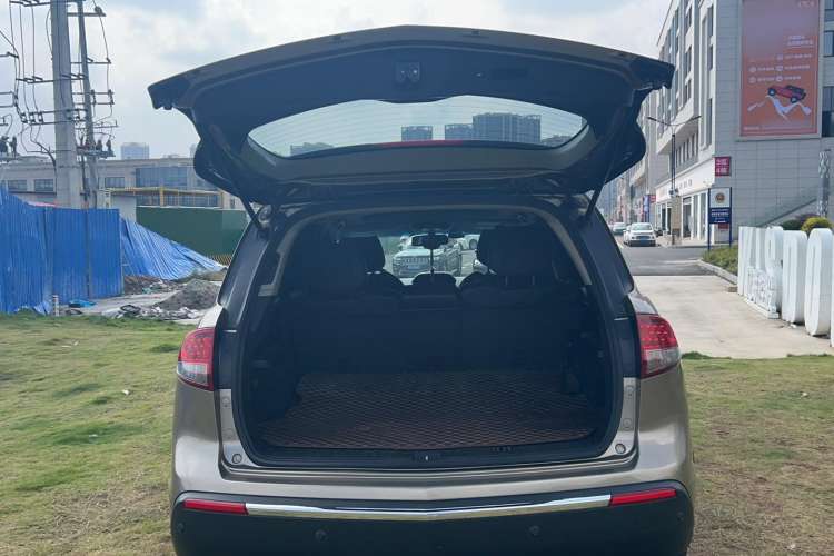 Used Acura MDX 2010 3.7 Standard Edition Trunk