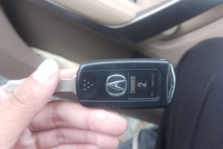 Used Acura MDX 2010 3.7 Standard Edition Vehicle Key