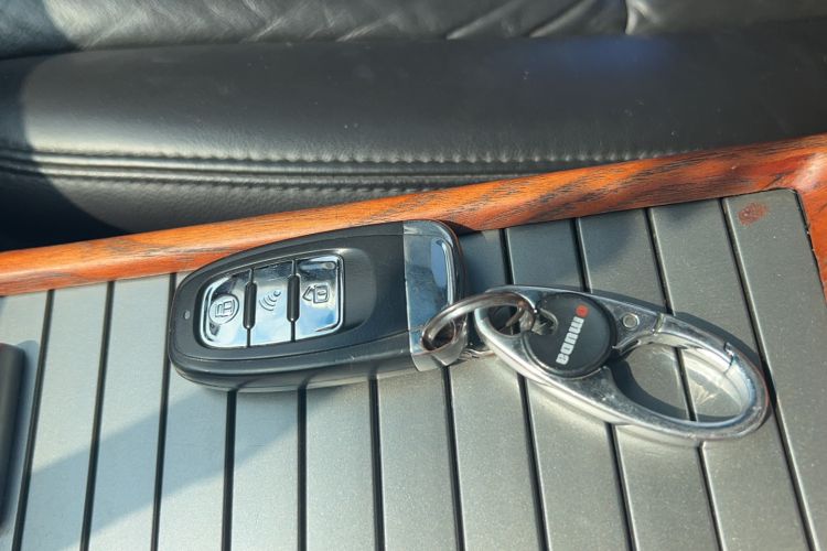 Used Acura MDX 2010 3.7 Standard Edition Vehicle Key