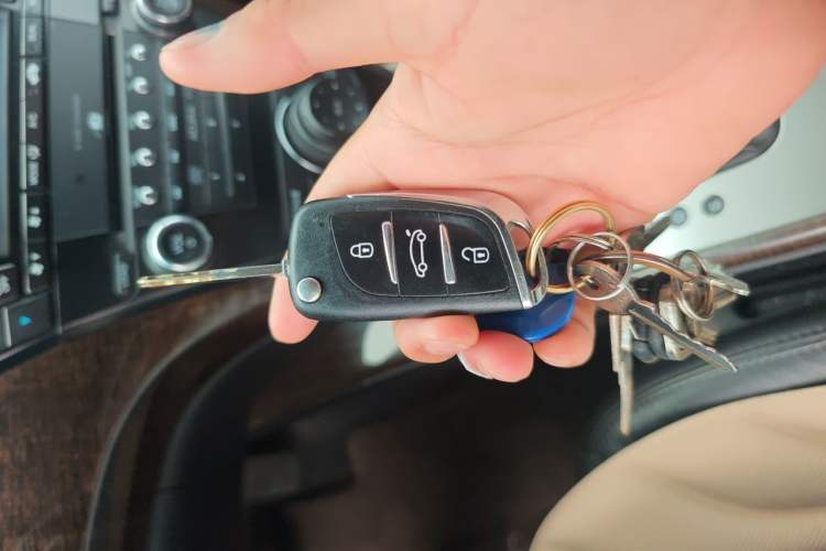 Used Acura MDX 2010 3.7 Standard Edition Vehicle Key