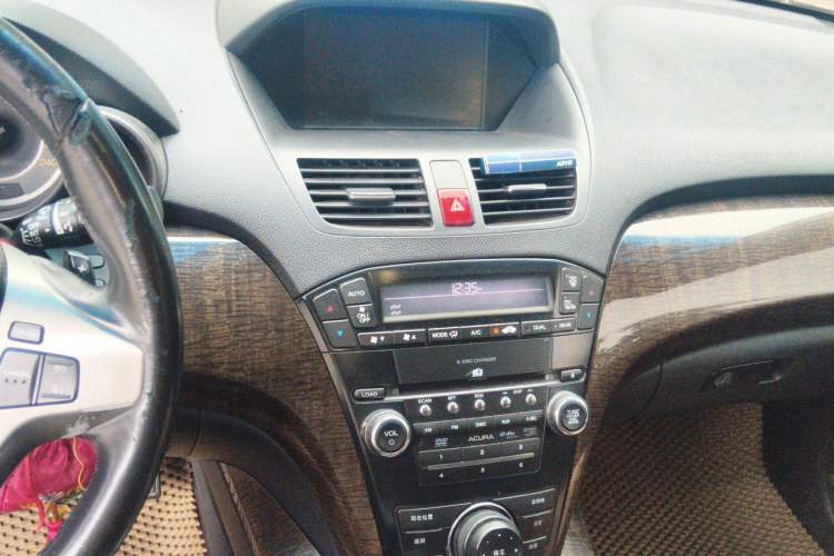 Used Acura MDX 2010 3.7 Standard Edition Audio And AC Panel