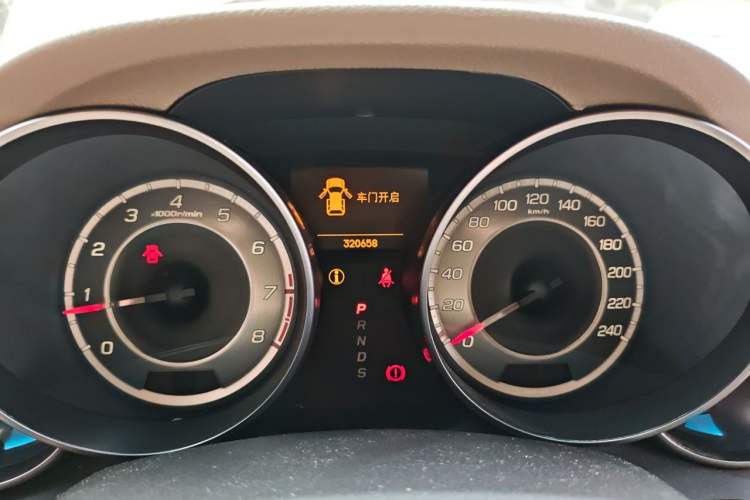 Used Acura MDX 2010 3.7 Comfort Edition Odometer Close Up