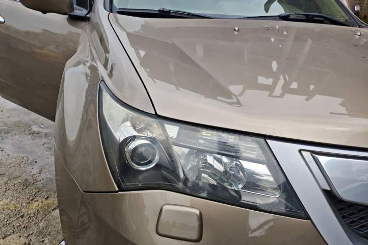 Used Acura MDX 2010 3.7 Comfort Edition Right Front Headlight